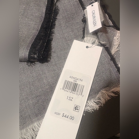 CALVIN KLEIN Monogram CK Pashmina Scarf - Picture 6 of 7